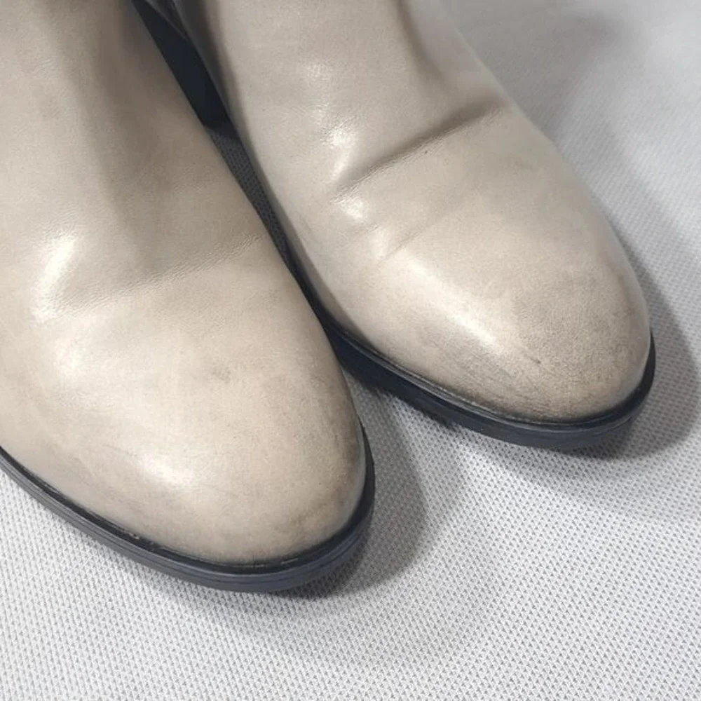 Clarks Womens Leather Elvina Taupe/Gray‎ Soft Ankle Booties 7M